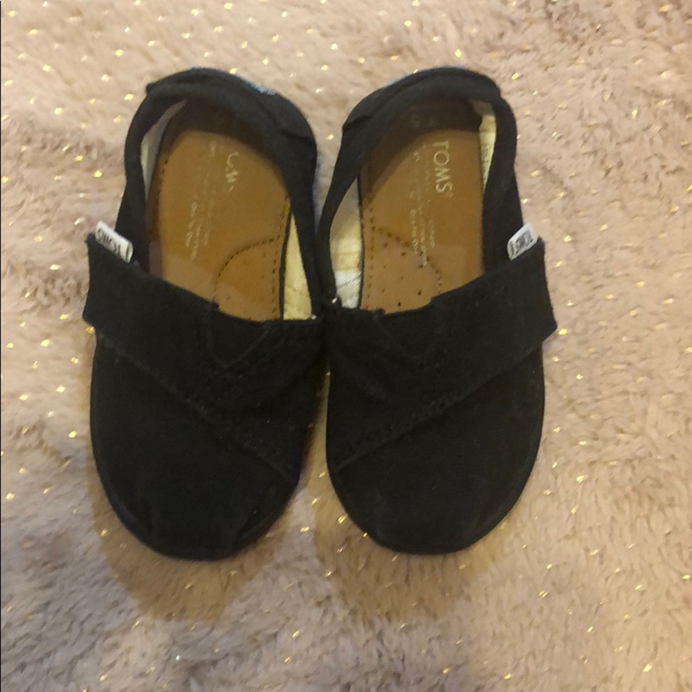 Toms toddler